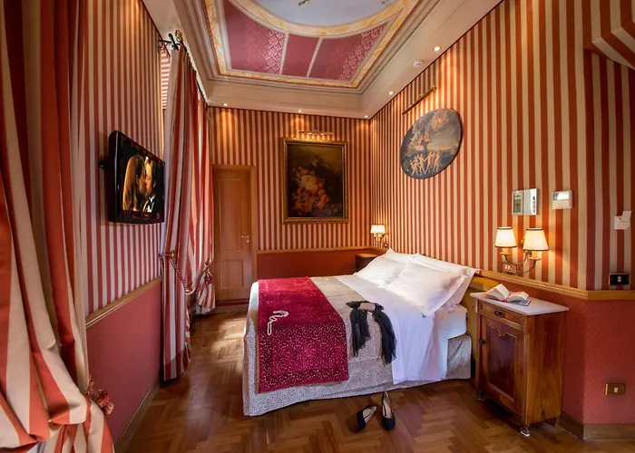 The At The Spanish Steps Elegant Collection - Gioiellojewel 4* Rom